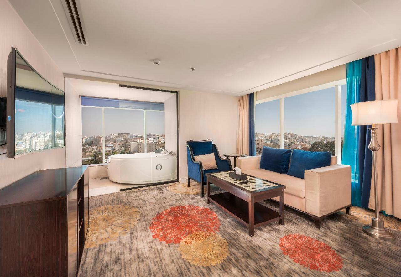 Blue Inn Boutique Abha Exterior photo A suite at the MGM Grand